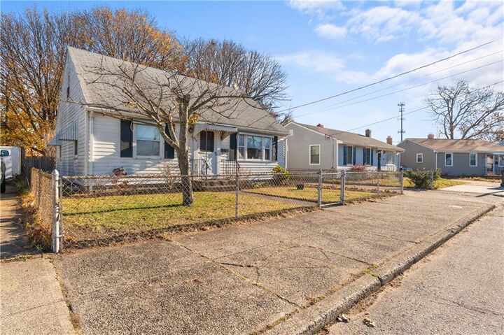 Property Photo:  308 Rhode Island Avenue  RI 02860 