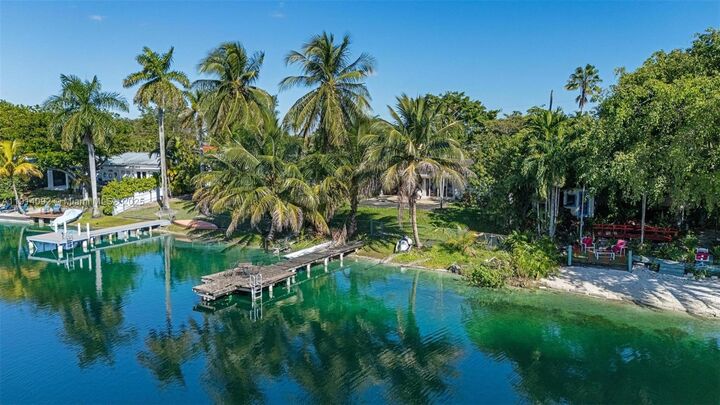 Property Photo: 5110 SW 92nd Ave FL 33165