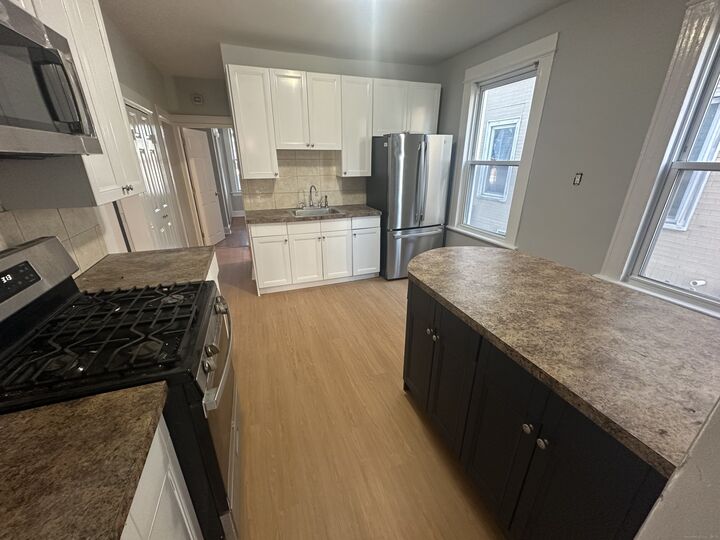 Property Photo: 218 Hough Avenue CT 06608