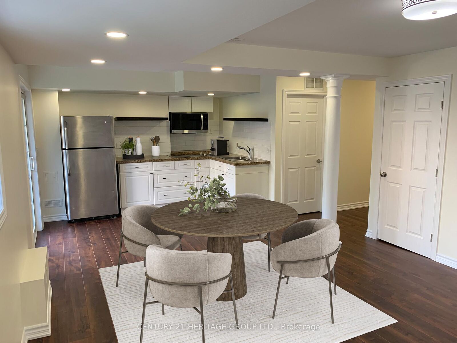 Photo de la propriété: 331 Spruce Grove Crescent ON L3X 2X2