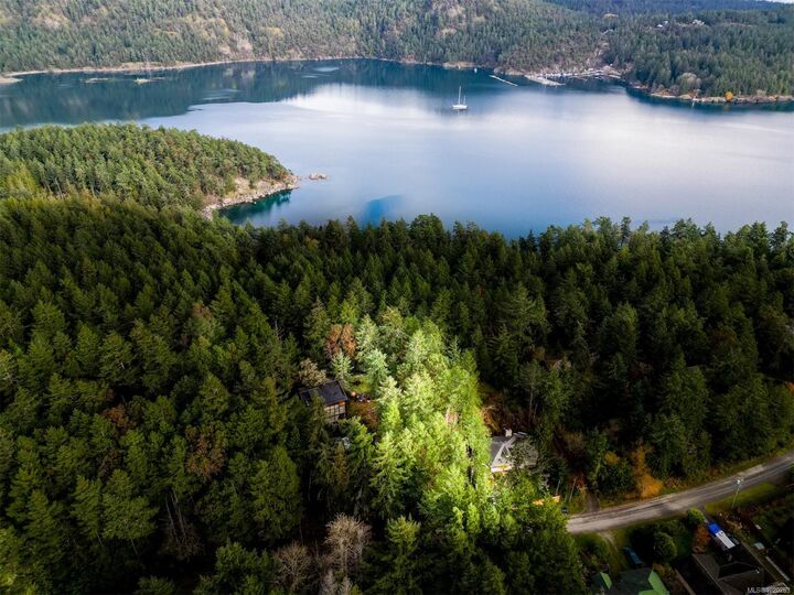 Property Photo: 7904 Plumper Way BC V0N 2M2