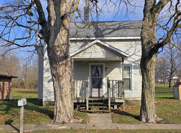 Property Photo: 218 W Troy Street OH 43072