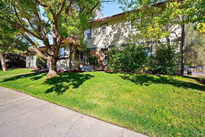 Property Photo: 2309 Parkwood Court CA 95409