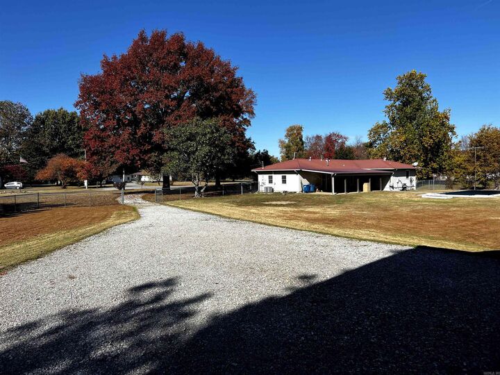 Property Photo: 1809 Mayflower Road AR 72713