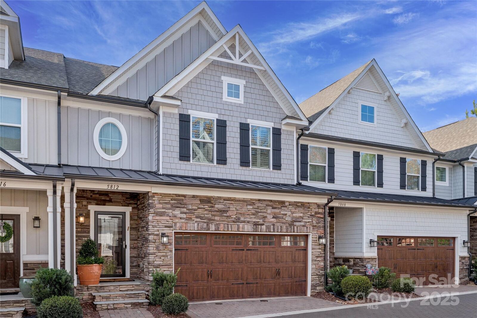 Property Photo: 5812 Barrowlands Court NC 28210