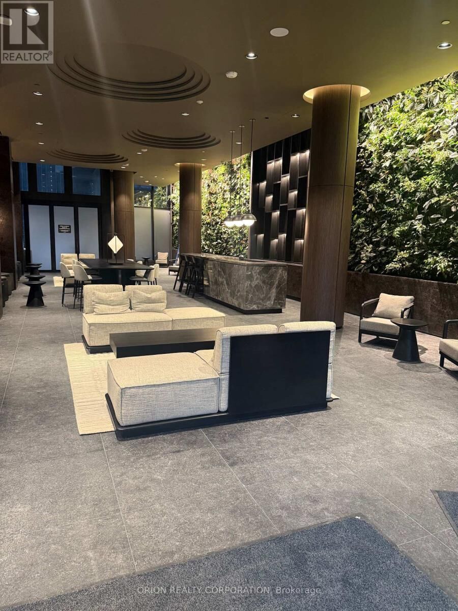 Property Photo:  120 Broadway Avenue 1310  ON M4P 0E9 