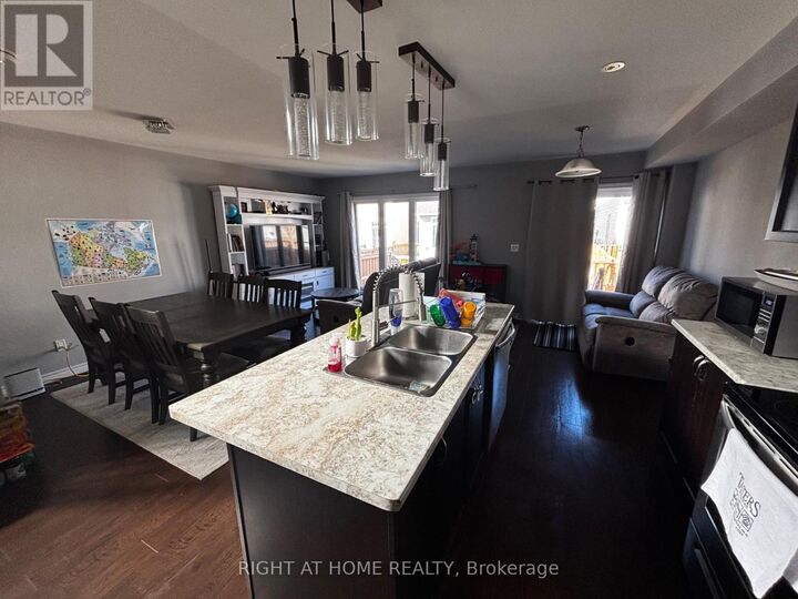 Property Photo:  1427 Monarch Drive  ON K7P 0R9 