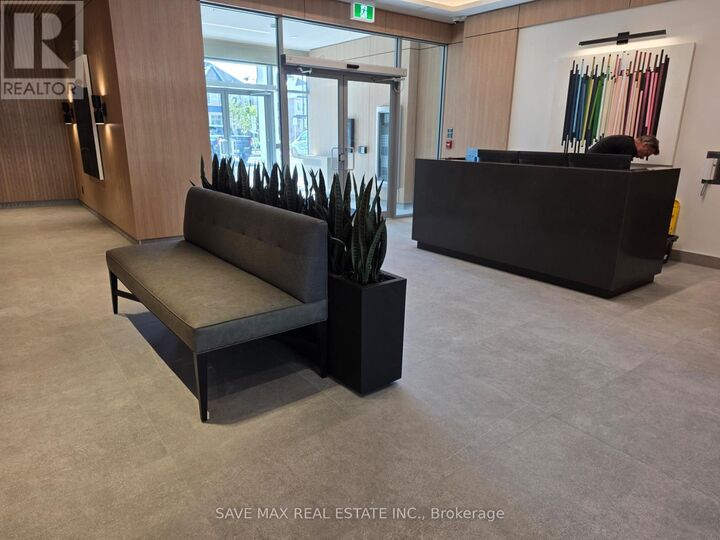 Property Photo:  3250 Carding Mill Trail 211  ON L6M 1L3 