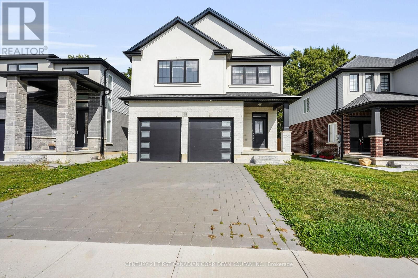 Photo de la propriété:  3019 Petty Road  ON N6L 0H2 