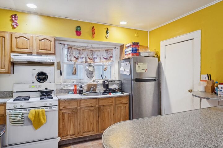 Property Photo:  13 Academy Street  NY 11772 