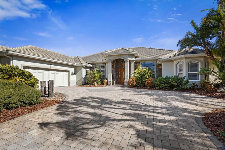 Property Photo:  46 Old Oak Drive S  FL 32137 