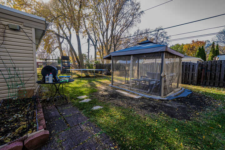 Property Photo:  9810 Menard Avenue  IL 60453 