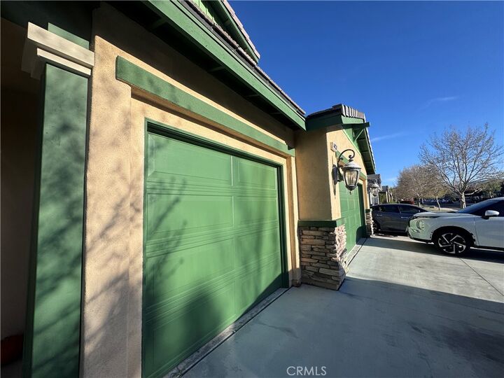 Property Photo:  44130 Catsue  CA 93536 