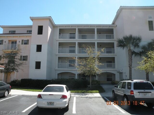 Property Photo:  4450 Botanical Place Circle 302  FL 34112 