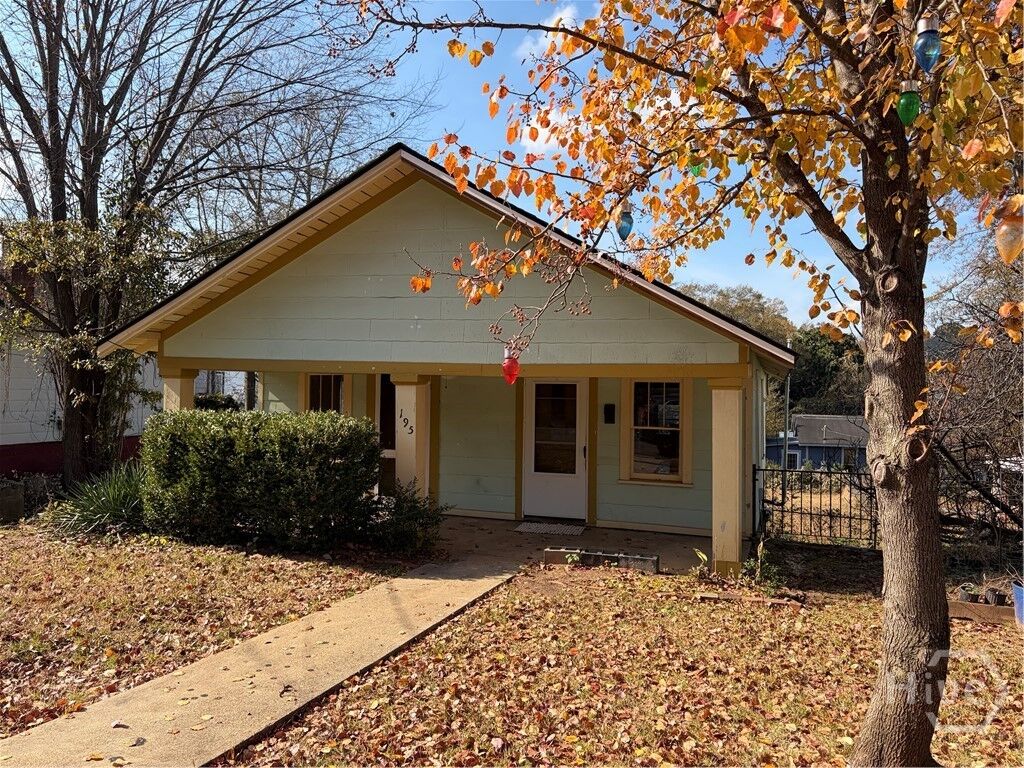 Property Photo:  195 Beulah Avenue  GA 30601 