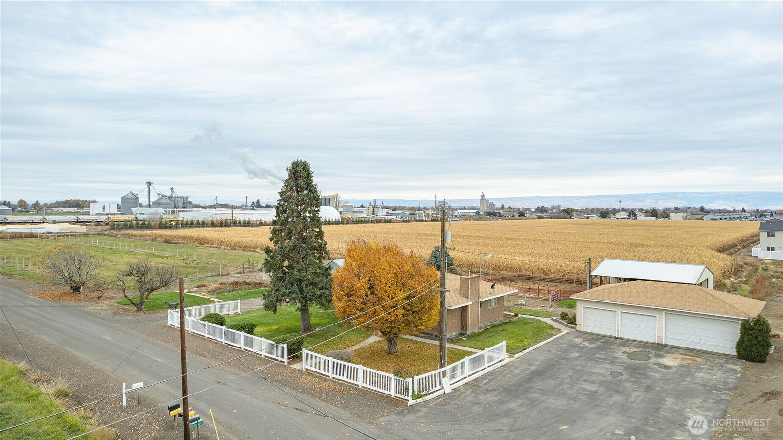 Property Photo: 10586 NW P.2 Road WA 98848