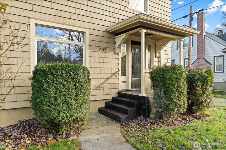 Property Photo:  709 S Cedar Street  WA 98405 