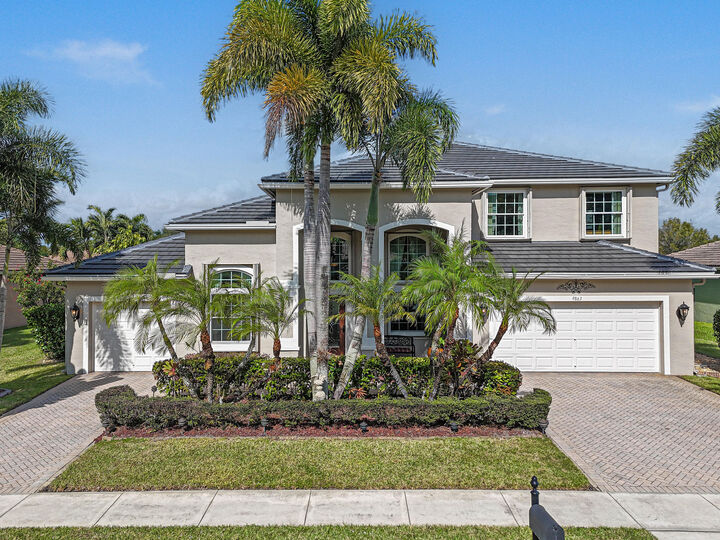 Property Photo:  9863 Royal Cardigan Way  FL 33411 