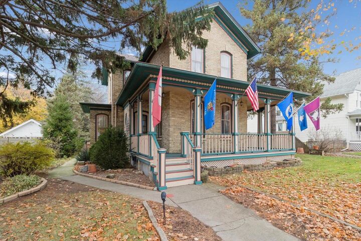 Property Photo:  419 Milton Avenue  WI 53545 