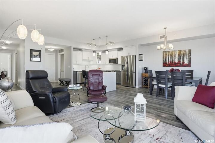 Property Photo:  405 Cartwright Street 407  SK S7T 0C8 