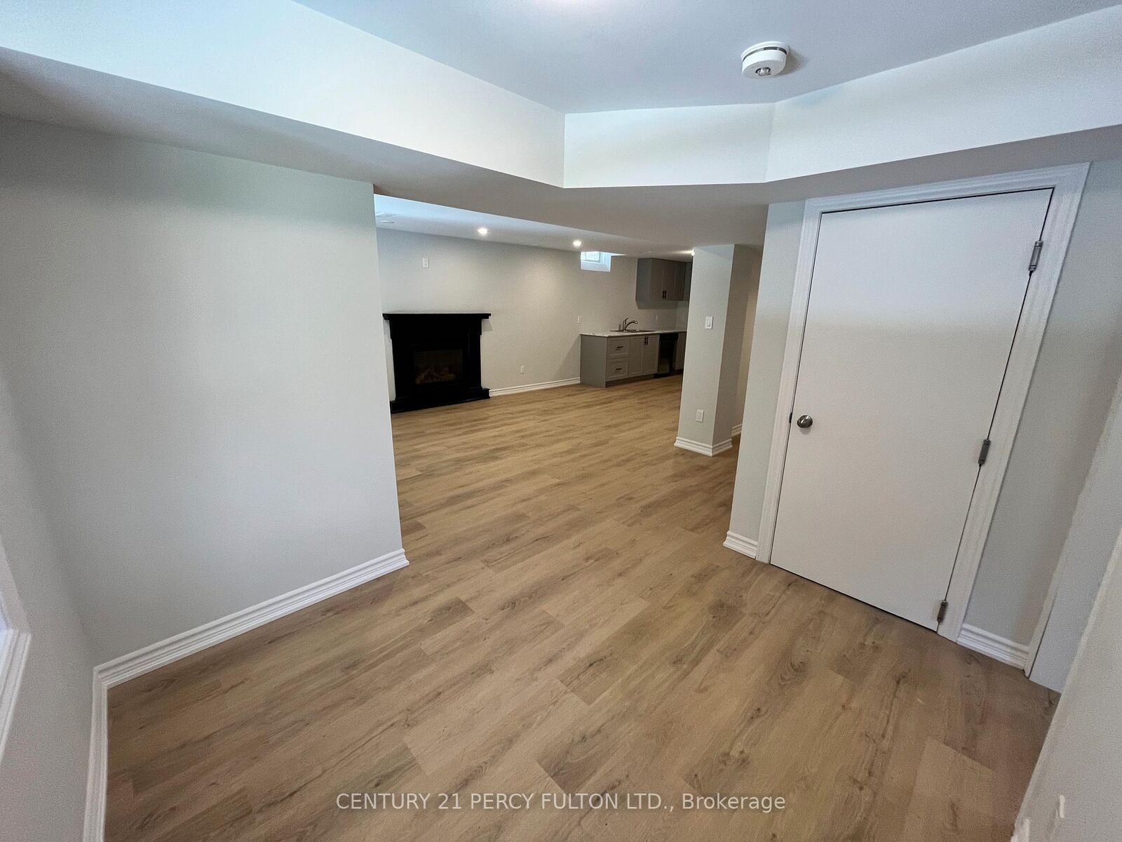 Photo de la propriété: 445 Prestwick Drive Bsmt ON L1J 7R2