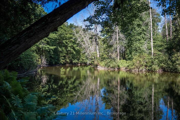 Property Photo:  46 Riverside Place  ON N0H 2G0 