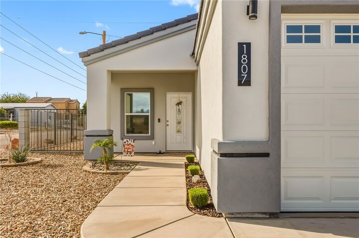 Property Photo: 1807 Rollando Drive AZ 86442