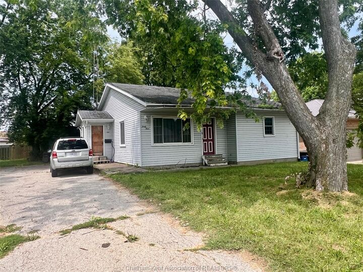 44/48 Wilson Street  Wallaceburg ON N8A 4P8 photo