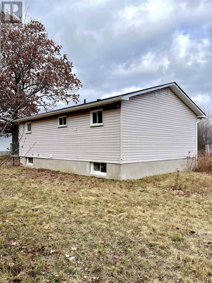 Photo de la propriété:  11 Superior St  ON P0S 1A0 