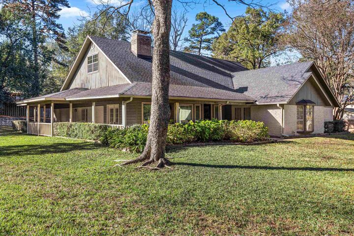 Property Photo:  455 Country Place  TX 75605 