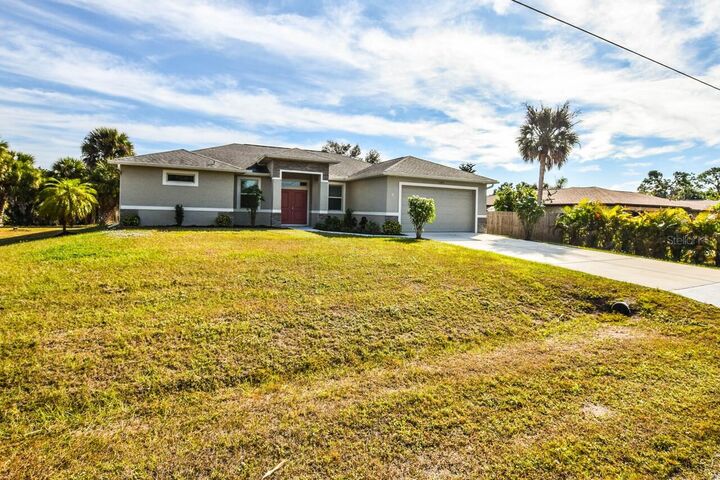Property Photo: 1182 Yorkshire Street FL 33952