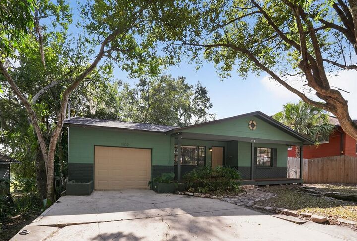 Property Photo:  1502 E Gore Street  FL 32806 