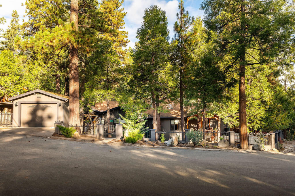 Property Photo:  25255 Nestwa Trail  CA 92549 