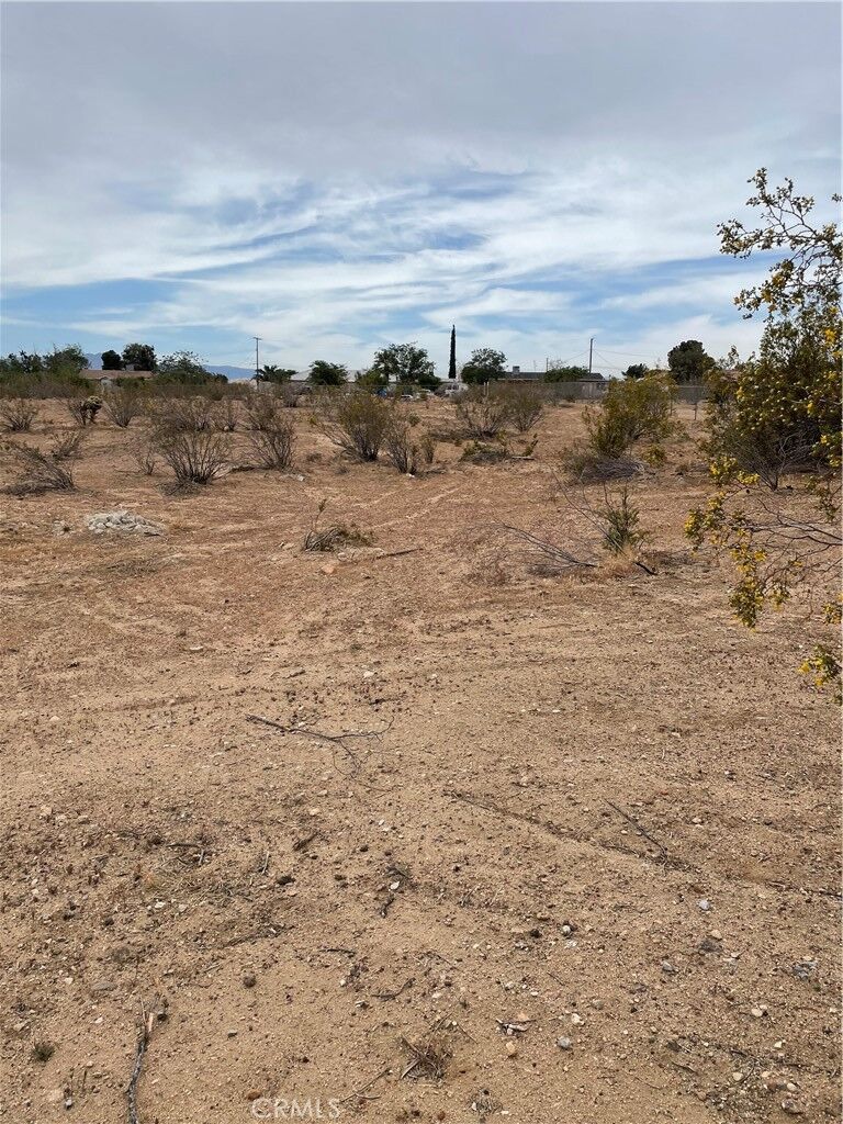 Property Photo:  0 Sequoia  CA 92345 