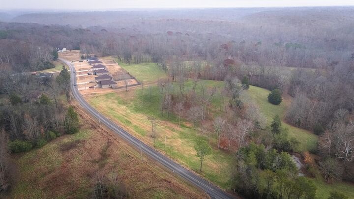 Property Photo:  2000 County Road 94  AL 35634 
