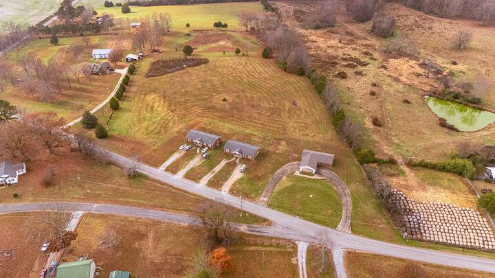 Property Photo: 37 Old Jackson Hwy S TN 38481