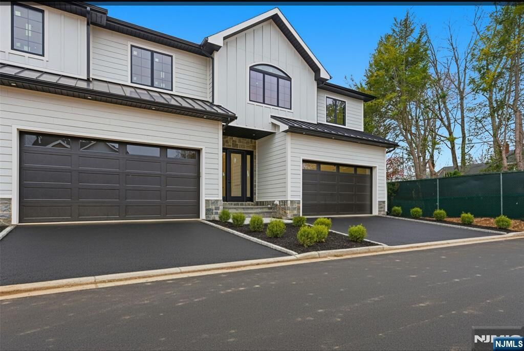 Property Photo: 3 Cedar Court NJ 07627