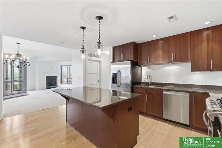 200 S 31st Avenue 4401  Omaha NE 68131 photo