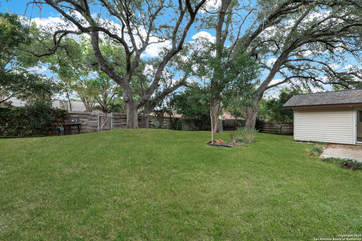 Property Photo: 310 Quivira TX 78148