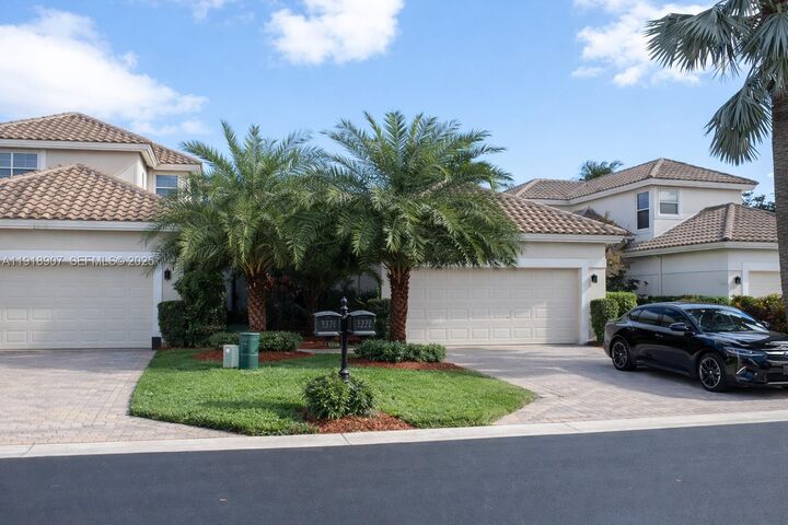 Property Photo:  6626 NW 25th Ave  FL 33496 