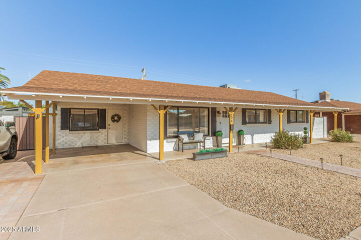 Property Photo: 7254 E Lewis Avenue AZ 85257
