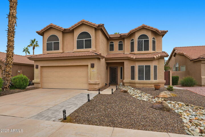 Property Photo:  16815 S 24th Place  AZ 85048 