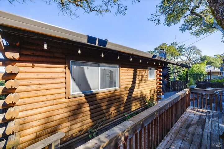 Property Photo:  30 Manzanita Avenue  CA 94945 