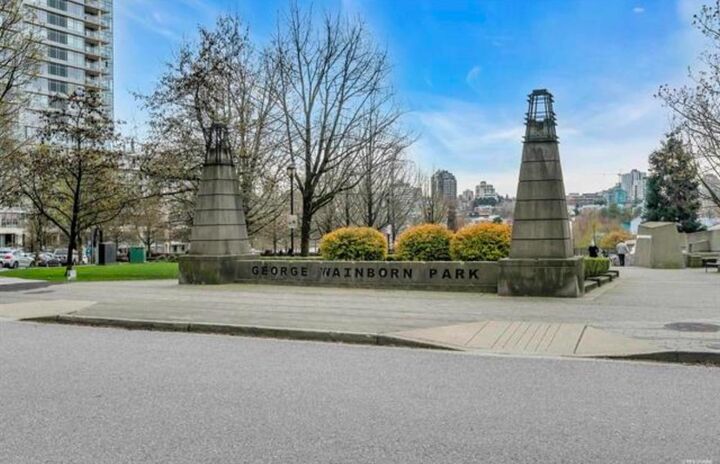 Property Photo:  550 Pacific Street 201  BC V6Z 3G2 