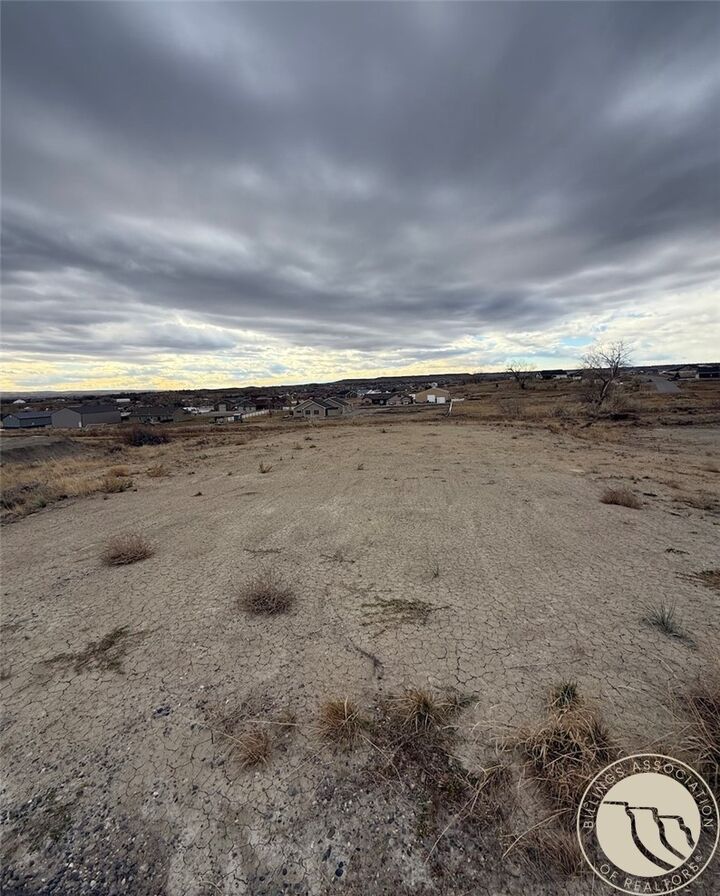 Property Photo: 7617 White Pine Cir MT 59106