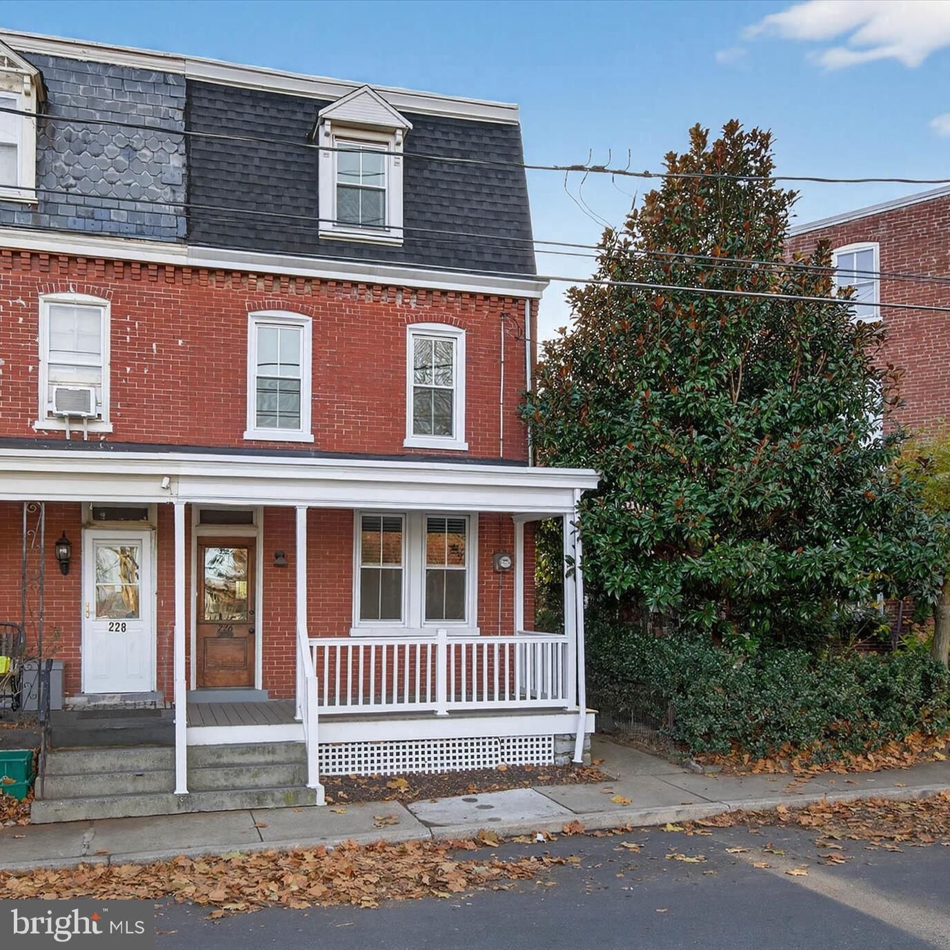 Property Photo: 226 E Lemon Street PA 17602