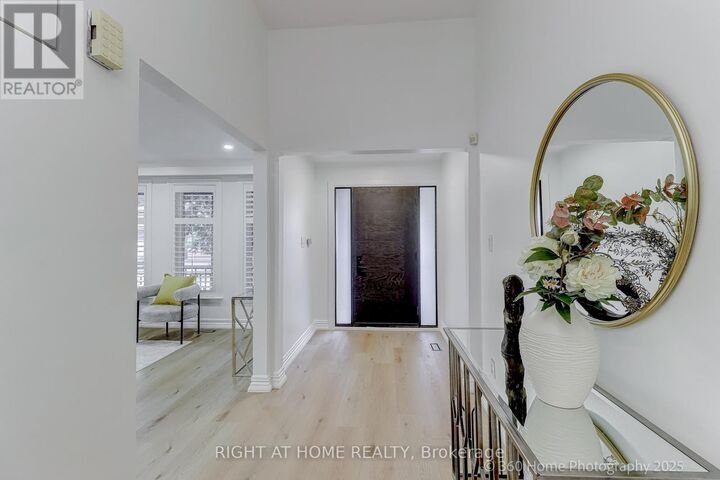 Property Photo:  44 Beamsville Drive  ON M1T 3S2 