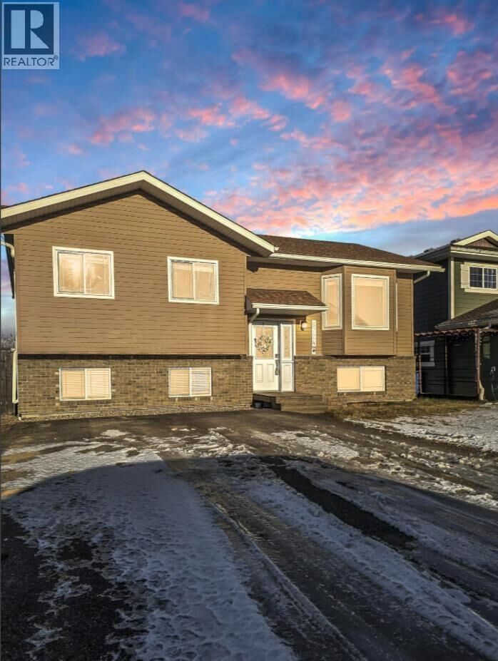 8724 114 Avenue  Fort St. John BC V1J 0C3 photo