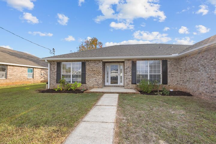 Property Photo: 8517 High School Boulevard FL 32566