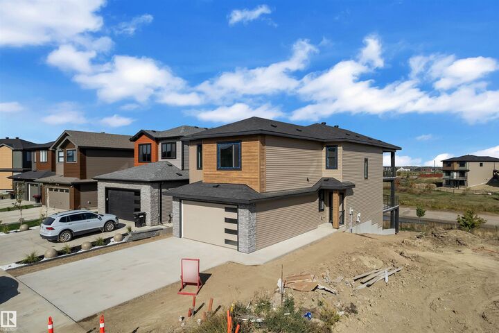 Property Photo:  30 Tilia Place  AB T7X 0Z3 